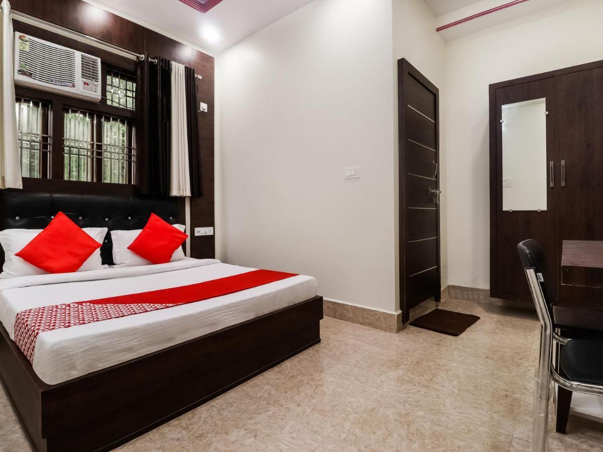 Oyo 72429 New Abhinandan Hotel Amroha Exteriör bild